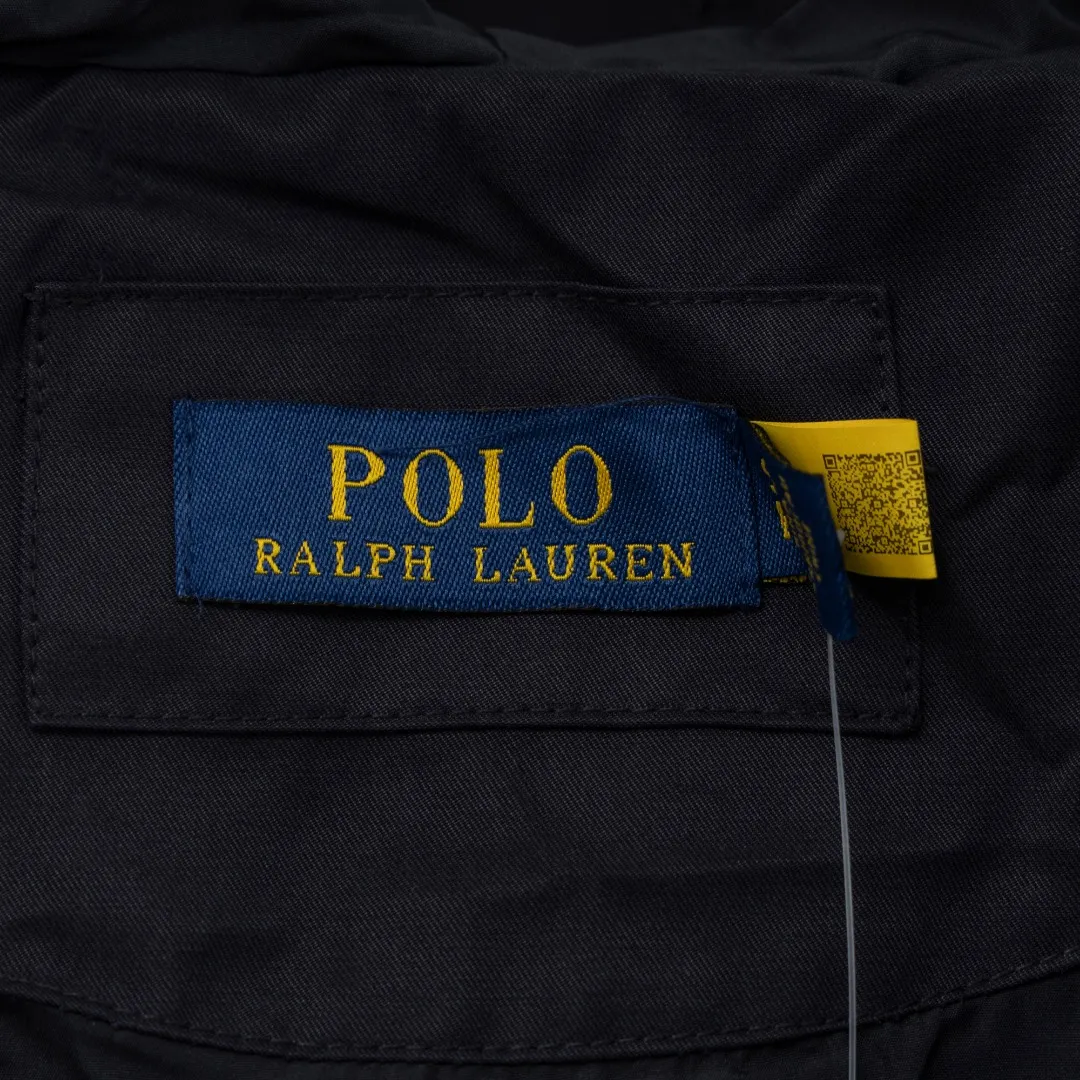 P520 top version (different currencies) You can scan the QR code to enter the official website. Style: Ralph Lauren POLO Ralph Lauren original molded small label embroidery outdoor old money style waterproof jacket. Color: Picture color Size: S-XL Fabric: Woven Accessories: Full set of customized accessories No gender distinction, same style for men and women